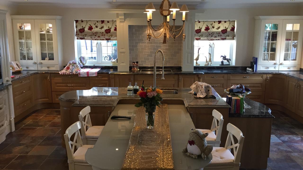 艾尔Retreat At The Knowe Auchincruive Estate住宿加早餐旅馆 外观 照片