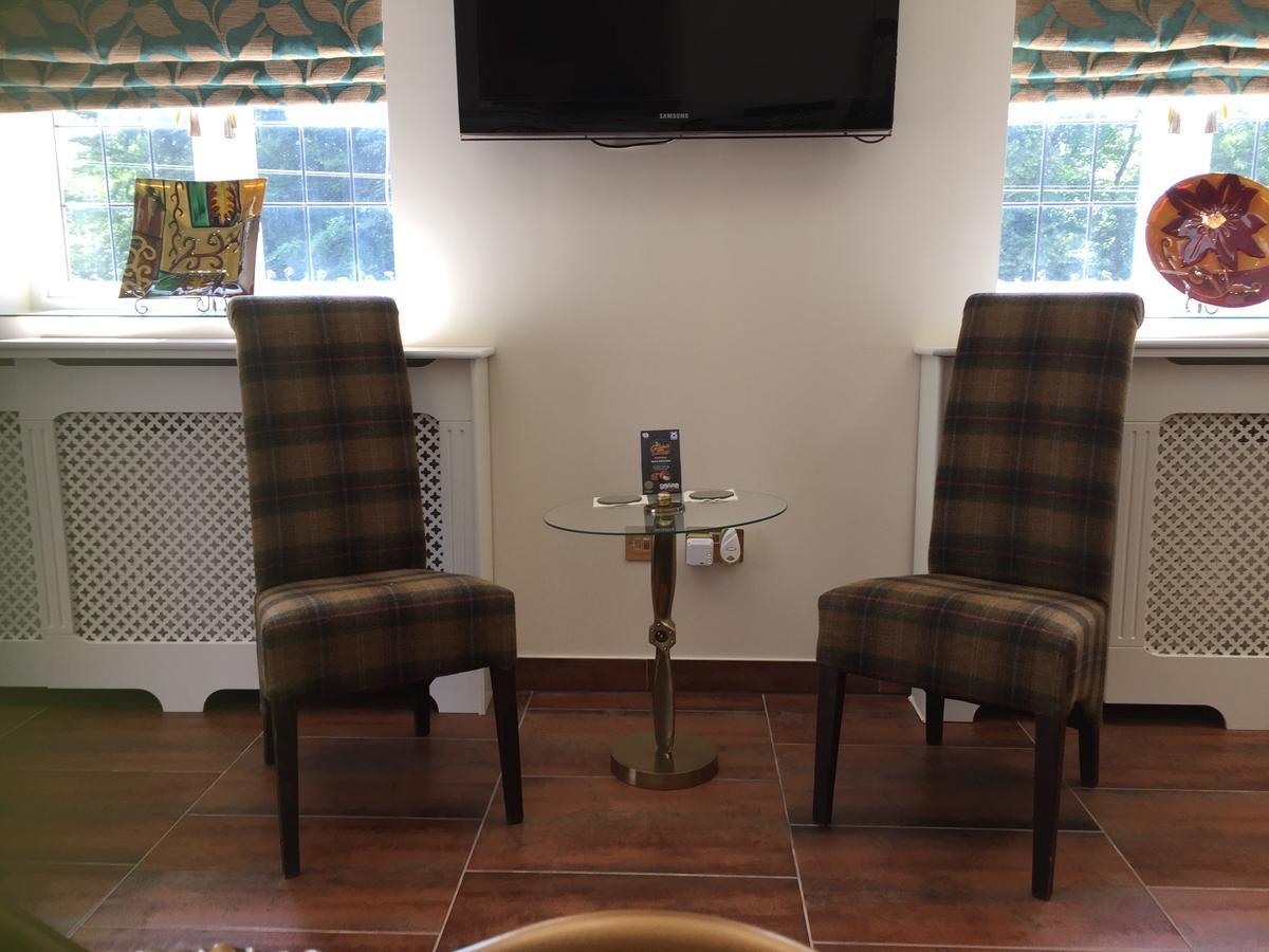 艾尔Retreat At The Knowe Auchincruive Estate住宿加早餐旅馆 外观 照片